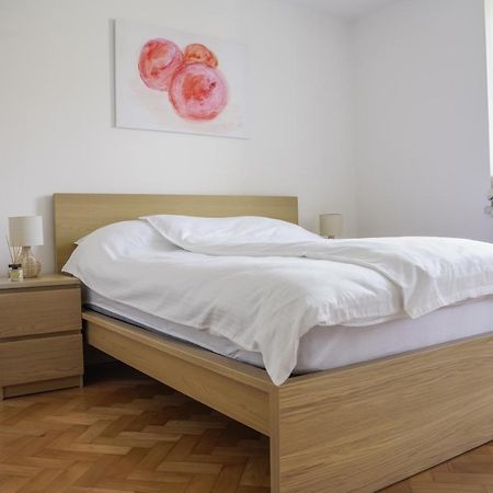 Bright Apartment Ljubljana Eksteriør bilde