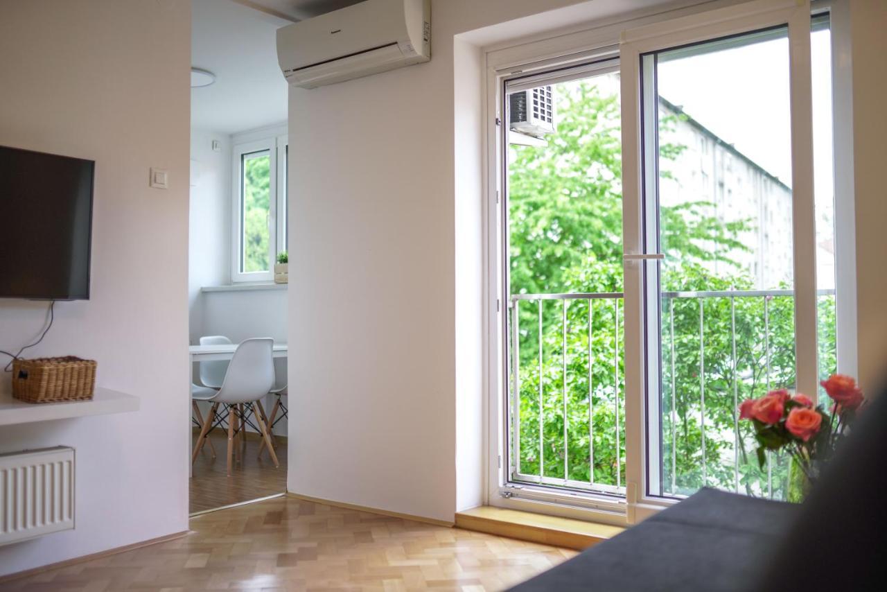 Bright Apartment Ljubljana Eksteriør bilde