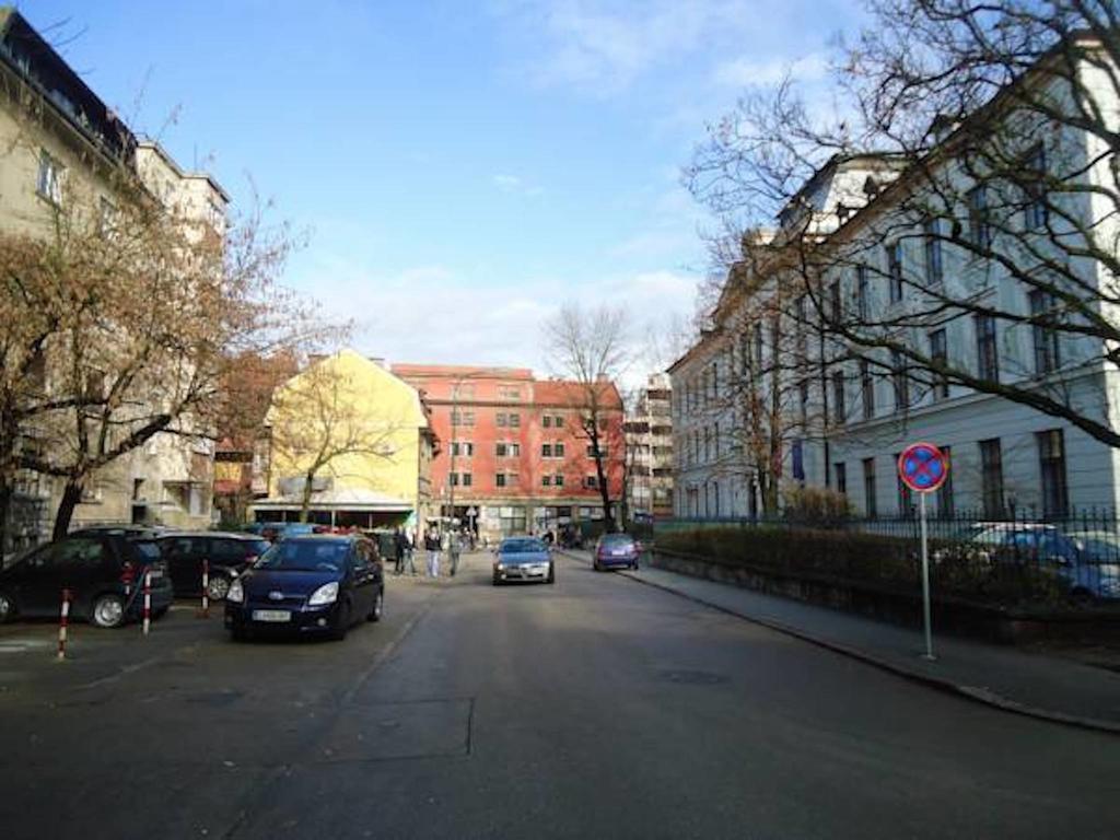Bright Apartment Ljubljana Eksteriør bilde